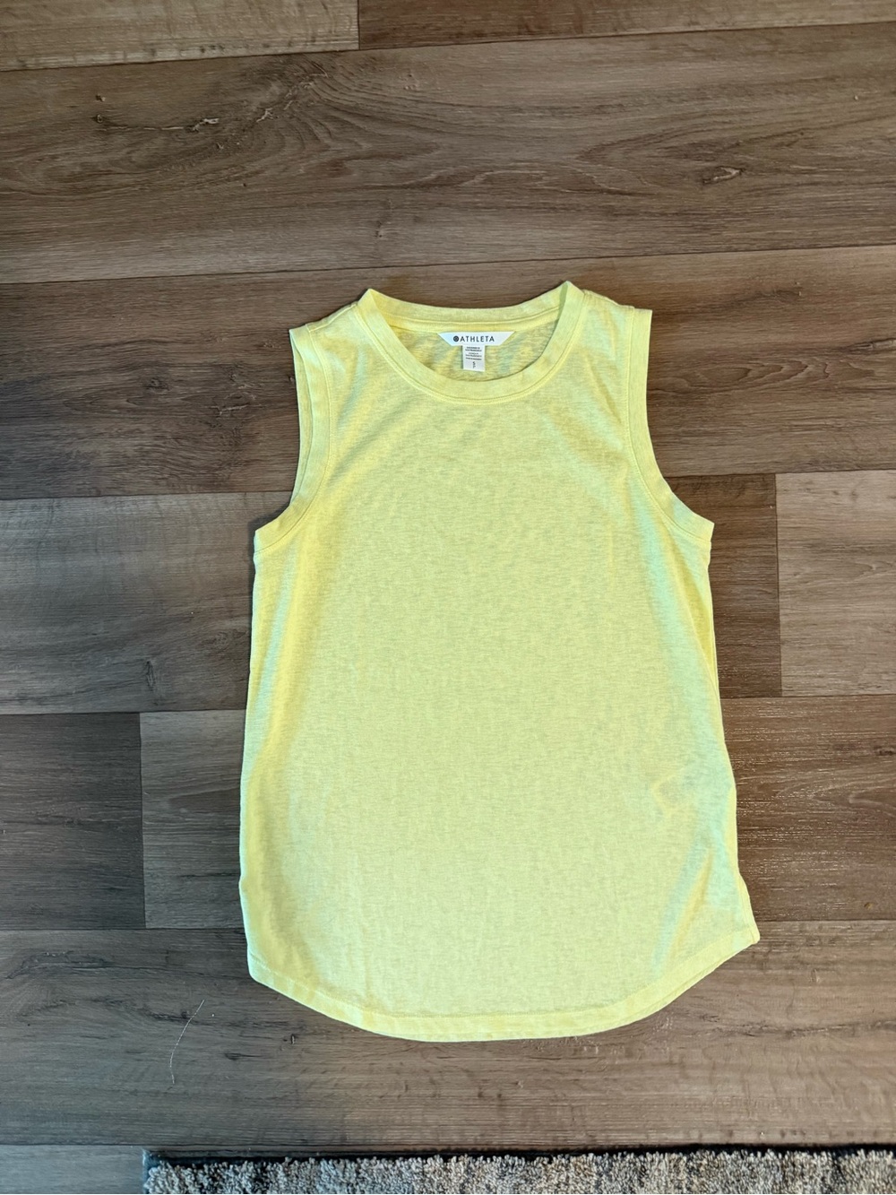 Athleta Light Yellow Sleeveless Tank